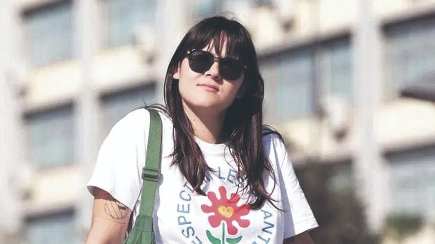 "Gano 30.000 euros y no me da para un piso": el drama de la vivienda expulsa a los jóvenes médicos, abogados y profesores