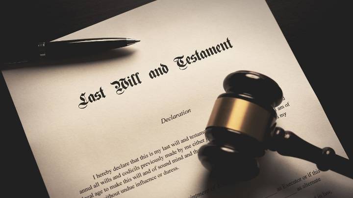 Do NRIs need separate wills for Indian and overseas assets?
