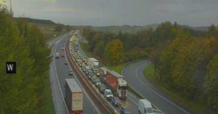 M8 Lanarkshire commuters face 45-minute delay after four
