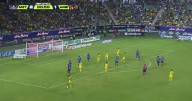 ¡GOLAZO del América! Brian Rodríguez la cuelga en el ángulo y empata el partido vs Mazatlán (VIDEO)