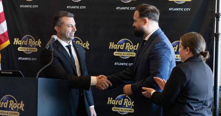 Atlantic City Police Foundation honors board member, sergeant who saved swimmer