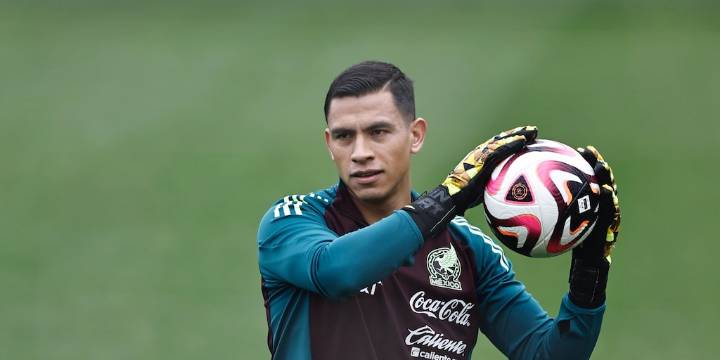 Javier Aguirre tendría dudas en la portería del Tri de cara al Mundial 2026