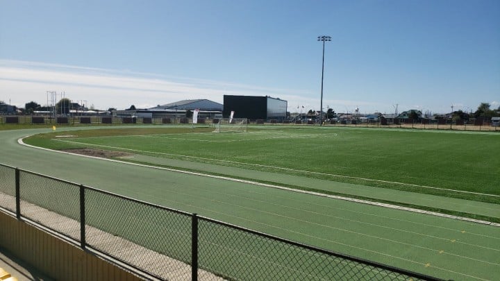 Estadio Fiscal Antonio Ríspoli se prepara para recibir obras de camarines