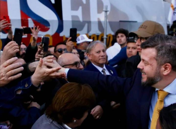 Kaiser en Concepción: Candidato propuso crear la Comisión Piñera para reparar a las “verdaderas víctimas” del estallido