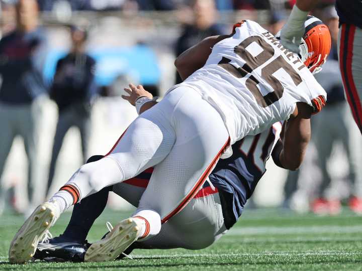 Drake Maye rises from Myles Garrett’s sack graveyard as Patriots bury Browns with unconventional strategy: Ashley Bastock