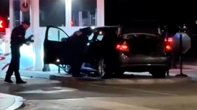Car crash at White House Secret Service gate
