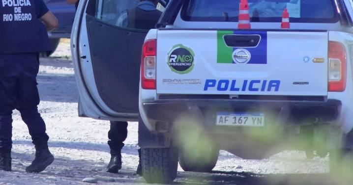 Una pelea entre hermanos terminó con un apuñalado en Roca: qué pasó con el hombre herido