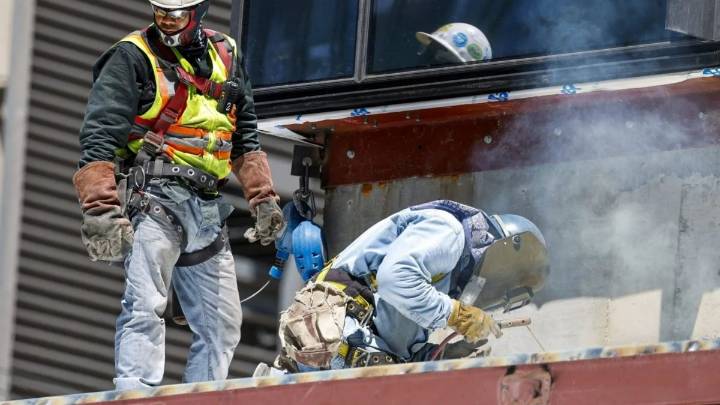 En la era Milei, salarios y jubilaciones tuvieron una pérdida de entre un 1,7 millones y 4 millones