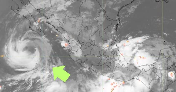 Huracán Priscilla se degrada a categoría 1; seguirá causando fuertes lluvias en México