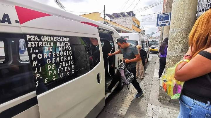 Pachuca: Piden pasajeros más colectivas a dos colonias