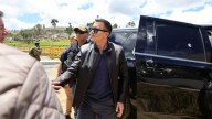 Intentaron matar al presidente de Ecuador Daniel Noboa: Su camioneta fue atacada a balazos