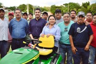 Nuevo Tracto Podadora para el mantenimiento de campos deportivos en Xicoténcatl