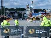 Oktoberfest recibe amenaza de bomba; autoridades cierran actividades hasta la tarde