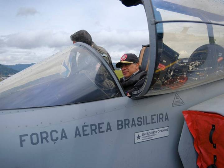 Contrato de aviones Gripen se firmará en octubre