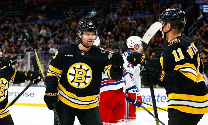 Bruins trade rumors: Teams are reportedly targeting two Boston forwards