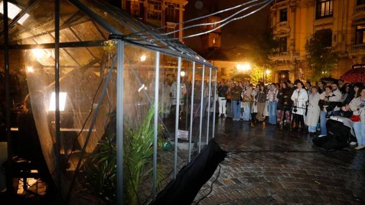 El concierto más original de la Noche Blanca de Oviedo: así fue el recital en un invernadero de cristal
