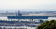 La Armada de EEUU pierde dos aeronaves del portaaviones Nimitz en 30 minutos