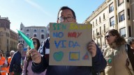 León alza la voz por la salud mental: ‘Cuidar la mente es cuidar la vida’