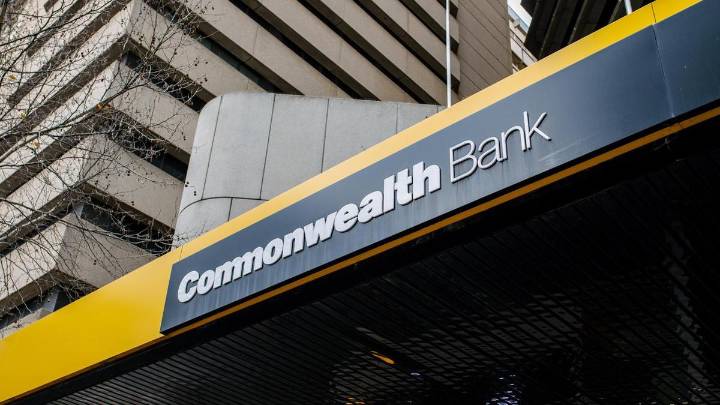 Commonwealth Bank outage affects thousands of online banking customers