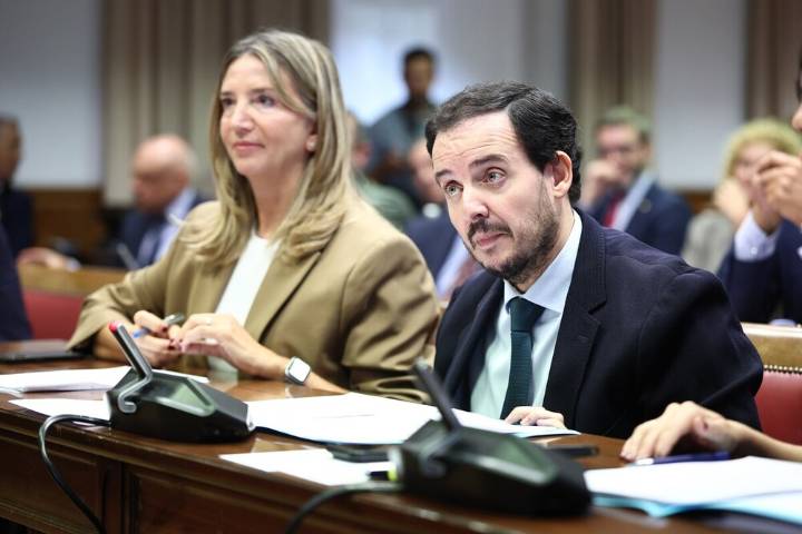 El PP reta a Sánchez a un careo con Ábalos y Aldama