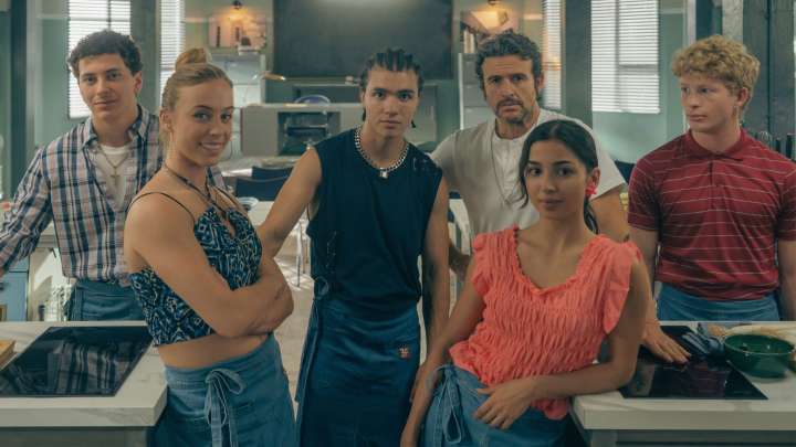 ¿Cómo se crea un éxito como 'Sin gluten'? Disfruta de su primera temporada