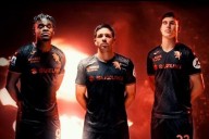 Un club europeo homenajeó a River con una camiseta que recuerda la tragedia de Superga