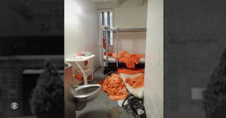 Cell where Jeffrey Epstein died never underwent proper inspection, experts say