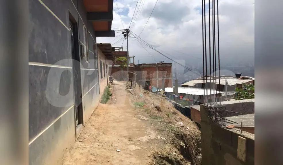 Lo mataron y lo taparon con una teja de zinc - Noticias de Bogotá y Cundinamarca
