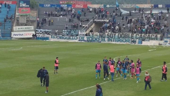 Suspendieron el partido entre Gimnasia de Jujuy y Deportivo Madryn por amenazas al árbitro