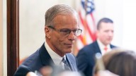 Shutdown to enter third week after Senate rejects bill to reopen government