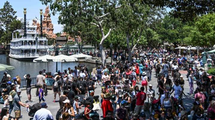 Niles: Disneyland price increases probably won’t keep fans away