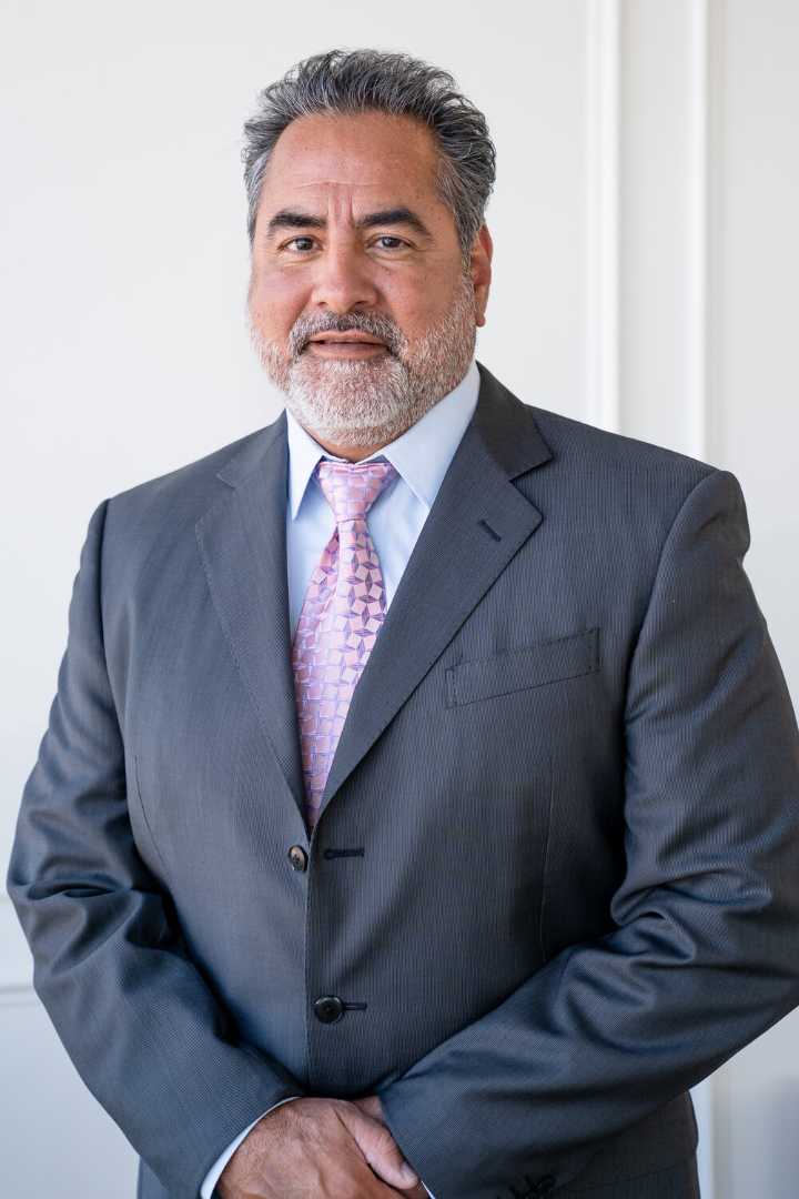 Calles announces Glendale City Council candidacy