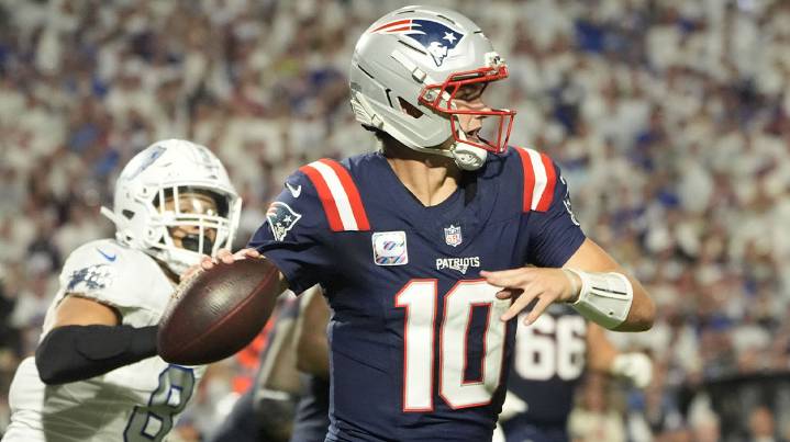 Fans react to Patriots handing the Bills their first loss