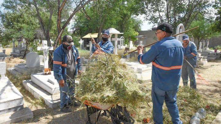 Hermosillo alista panteones para el Día de Muertos: reportan 83% de avance en limpieza