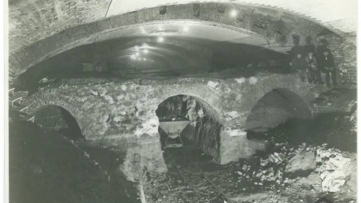 La estación de metro de Ópera cumple 100 años: una parada 'imprevista' que ha tenido tres nombres
