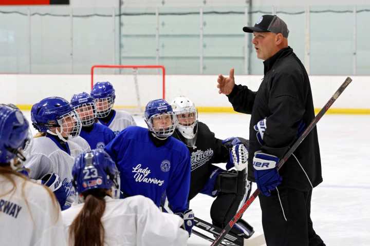 Girls Hockey: Couture returns to the head spot