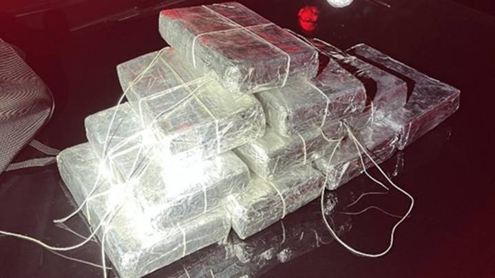 24.5 pounds of cocaine found during Whitestown traffic stop; Indianapolis woman arrested