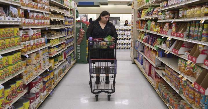 A looming SNAP funding lapse is ramping up pressure to end the shutdown