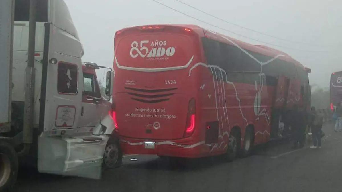 Se registra carambola en la zona de Las Cumbres de Maltrata