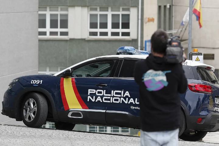 Hallan en un piso de Valencia los restos de una persona fallecida hace "bastantes años"