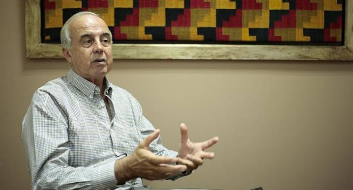 Ismael Benavides, exministro de Economía y Finanzas: “El MEF debe hacerse respetar”
