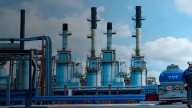YPF firmó un acuerdo millonario para llevar gas a Europa y Asia