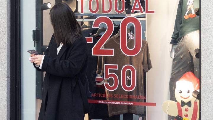 Estos son los 7 domingos y 5 festivos que abrirán las tiendas en Castilla-La Mancha en 2026: calendario completo