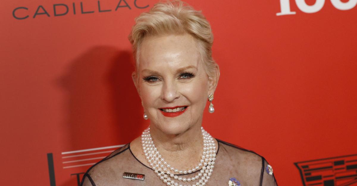John McCain's Wife Cindy, 71, Suffers 'Mild Stroke' in Italy, Travels Home to 'Recover With Family'