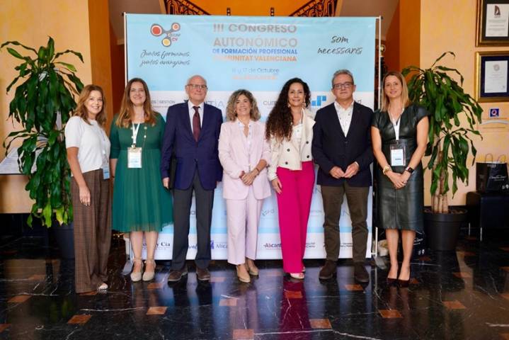 CECAP CV y AERTE firman un acuerdo de colaboración para la formación de profesionales en el área de dependencia