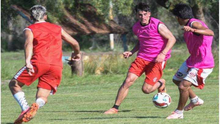 Regional Amateur: los equipos paranaenses palpitan el pitazo inicial