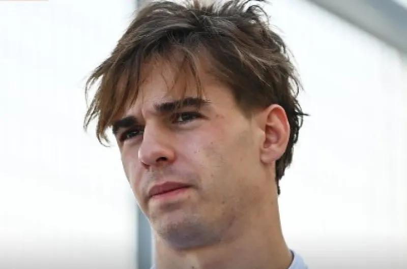 El argentino Nicolás Varrone correrá en la F2: el anuncio tuvo la participación del Kun Agüero