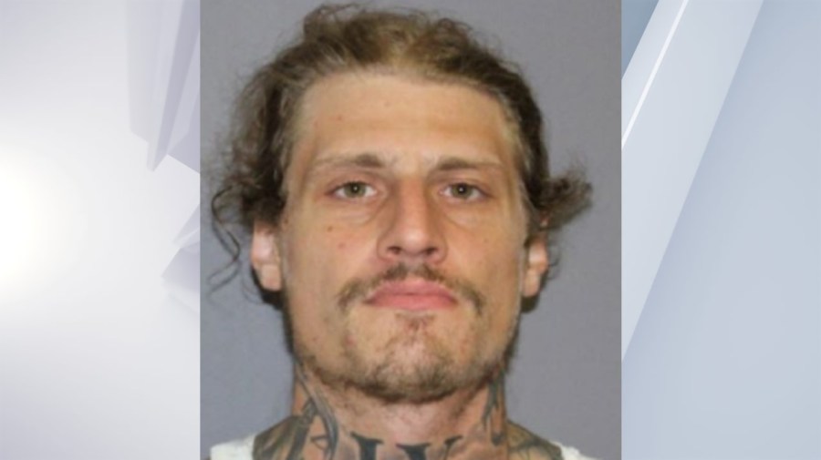 Authorities continue search for Ballston robbery suspect after hotel raid