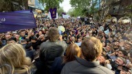 Milei llevó su campaña a Tres de Febrero y buscó apuntalar a Santilli en la provincia
