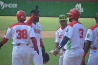 Leñadores y Leones se acercan a la cima del béisbol cubano